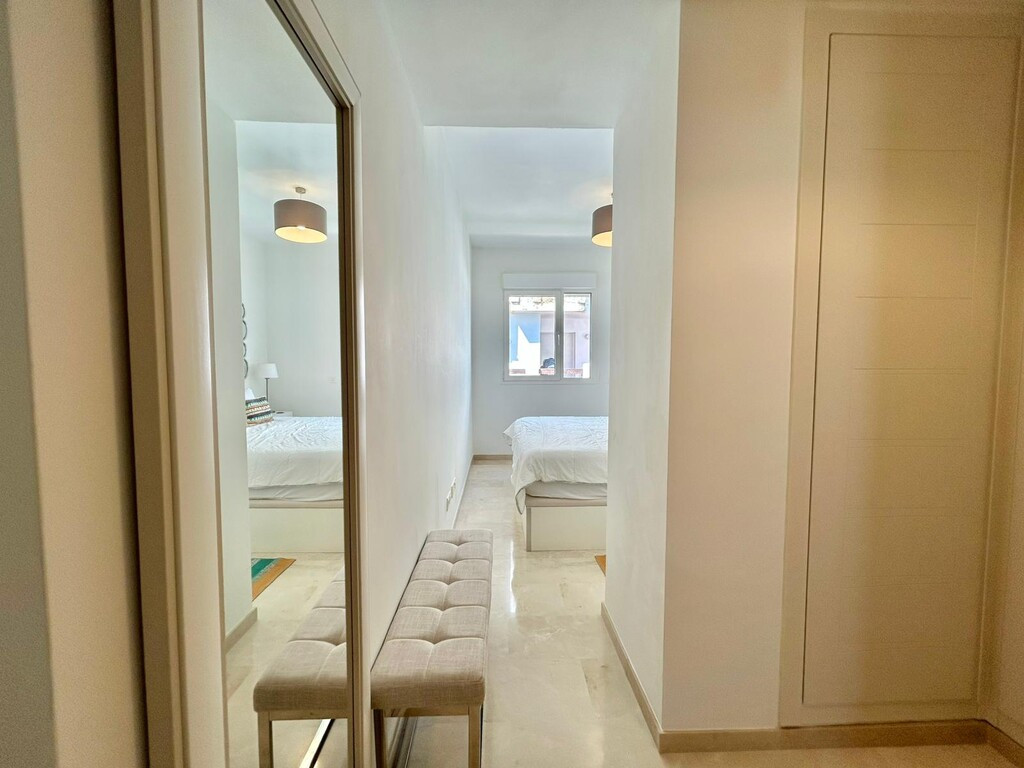 Appartement te koop in Estepona | 2 slaapkamers H5341876