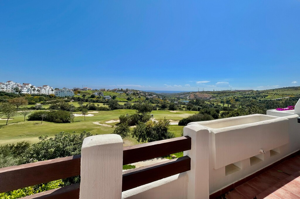 Appartement te koop in Estepona | 2 slaapkamers H5341876