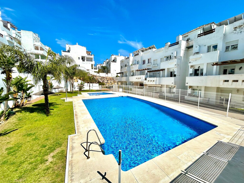 Appartement te koop in Estepona | 2 slaapkamers H5341876