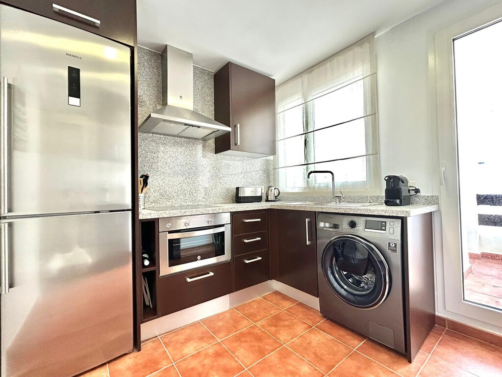 Appartement te koop in Estepona | 2 slaapkamers H5341876