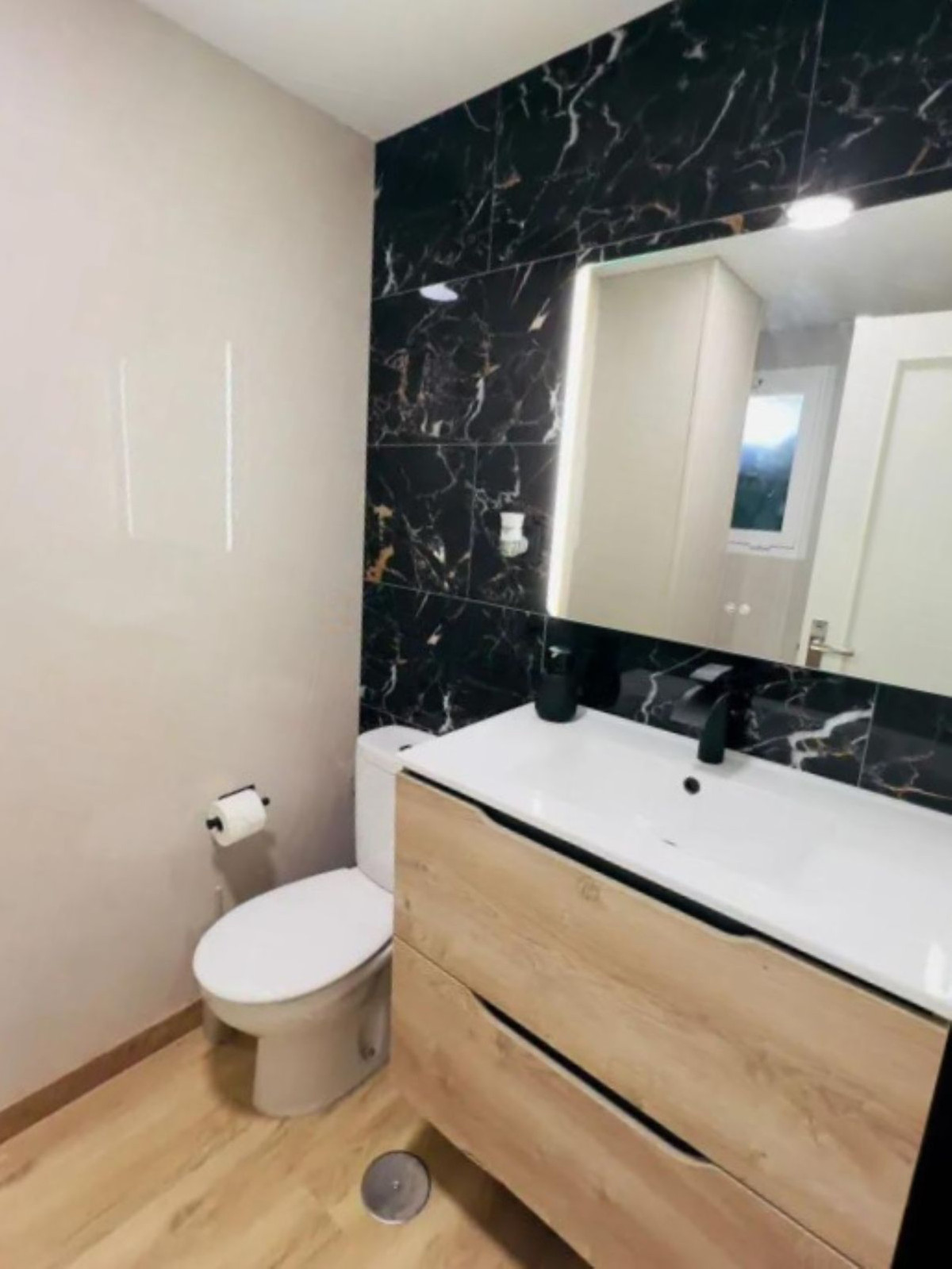 Appartement te koop in Estepona | 2 slaapkamers H5342392