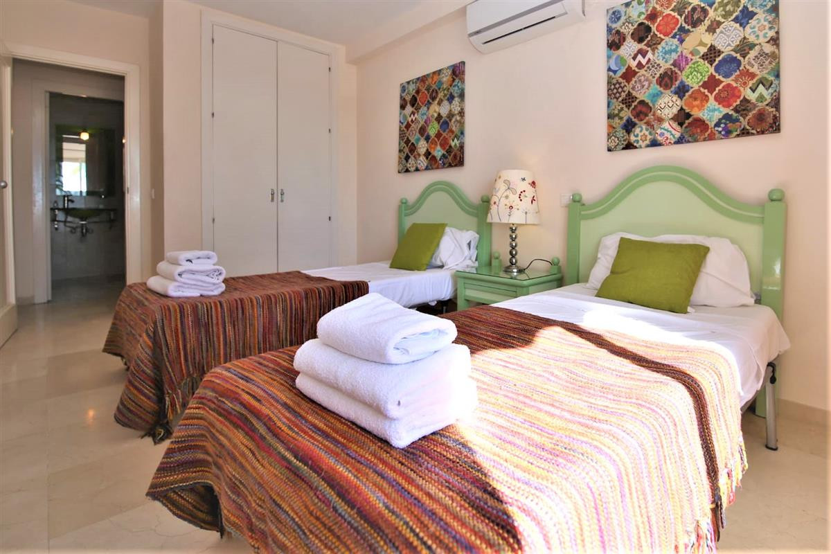 Appartement te koop in Estepona | 2 slaapkamers H5342554