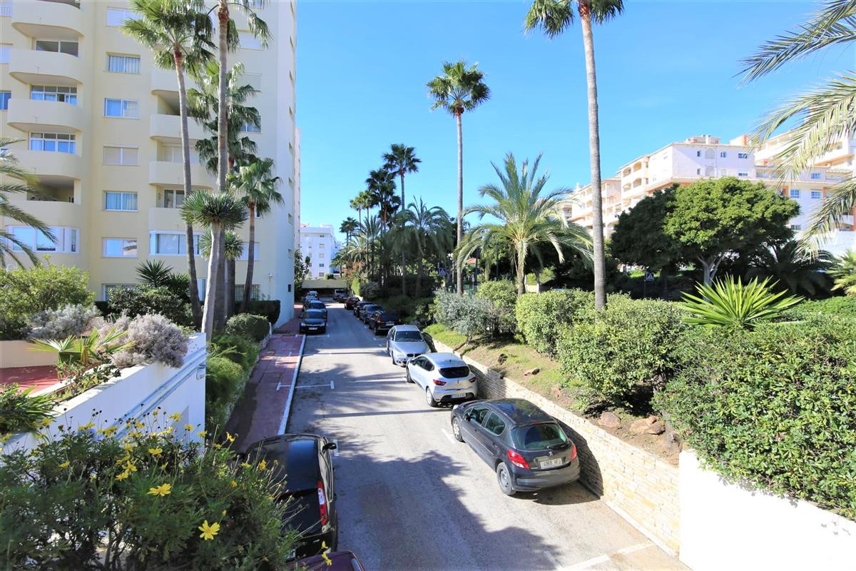 Appartement te koop in Estepona | 2 slaapkamers H5342554