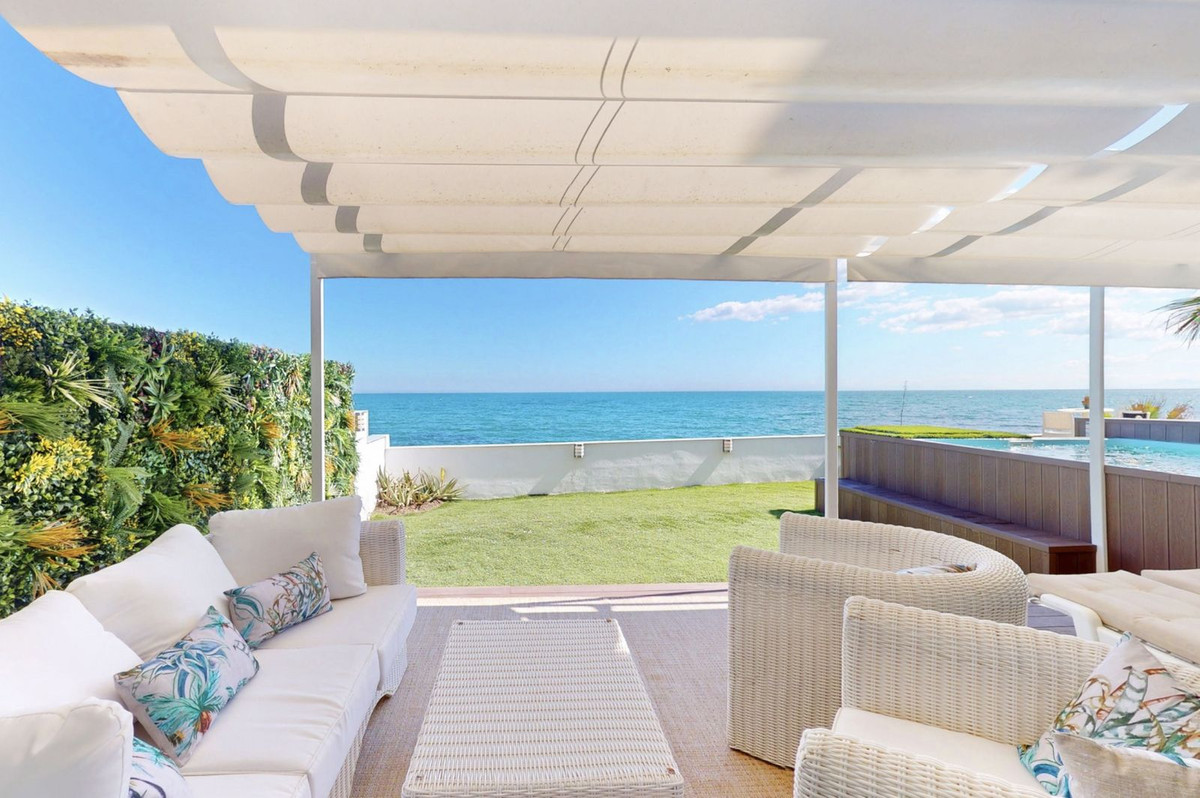 Duplex te koop in Estepona | 4 slaapkamers H5343160