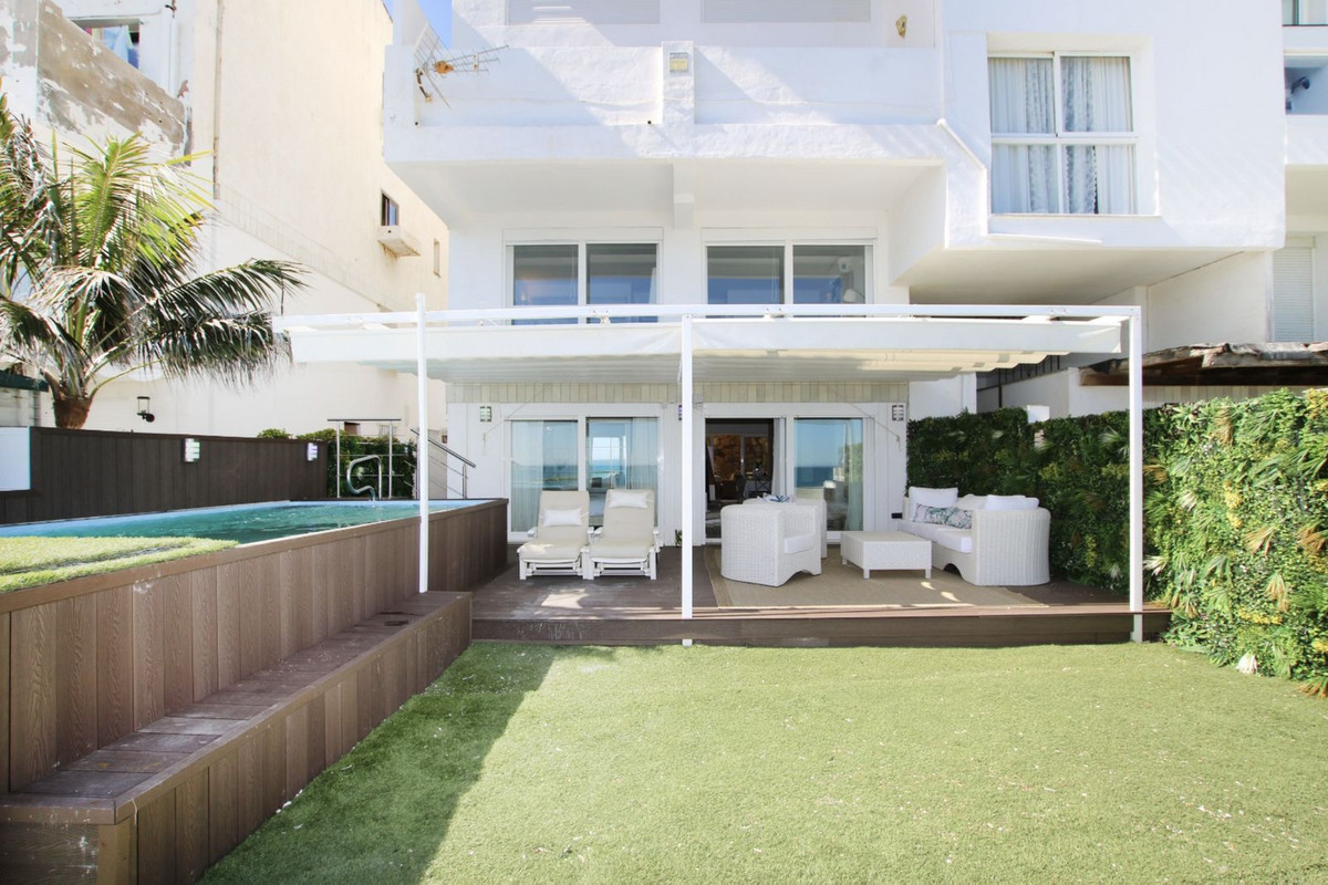 Duplex te koop in Estepona | 4 slaapkamers H5343160