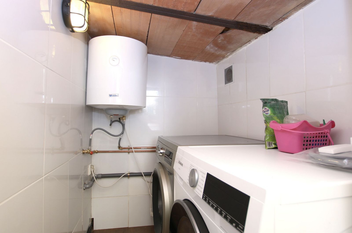 Duplex te koop in Estepona | 4 slaapkamers H5343160