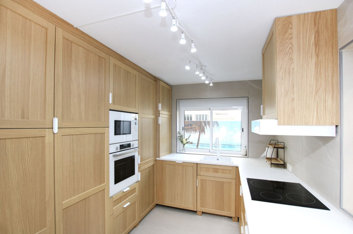 Duplex te koop in Estepona | 4 slaapkamers H5343160