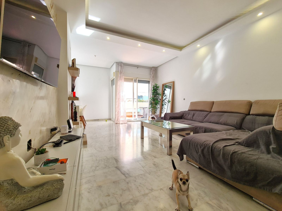 Appartement te koop in Estepona | 3 slaapkamers H5344129