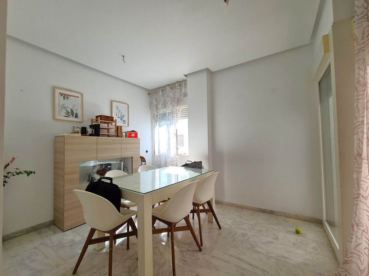 Appartement te koop in Estepona | 3 slaapkamers H5344129