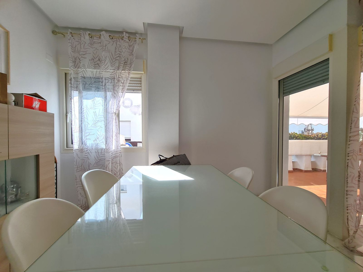 Appartement te koop in Estepona | 3 slaapkamers H5344129