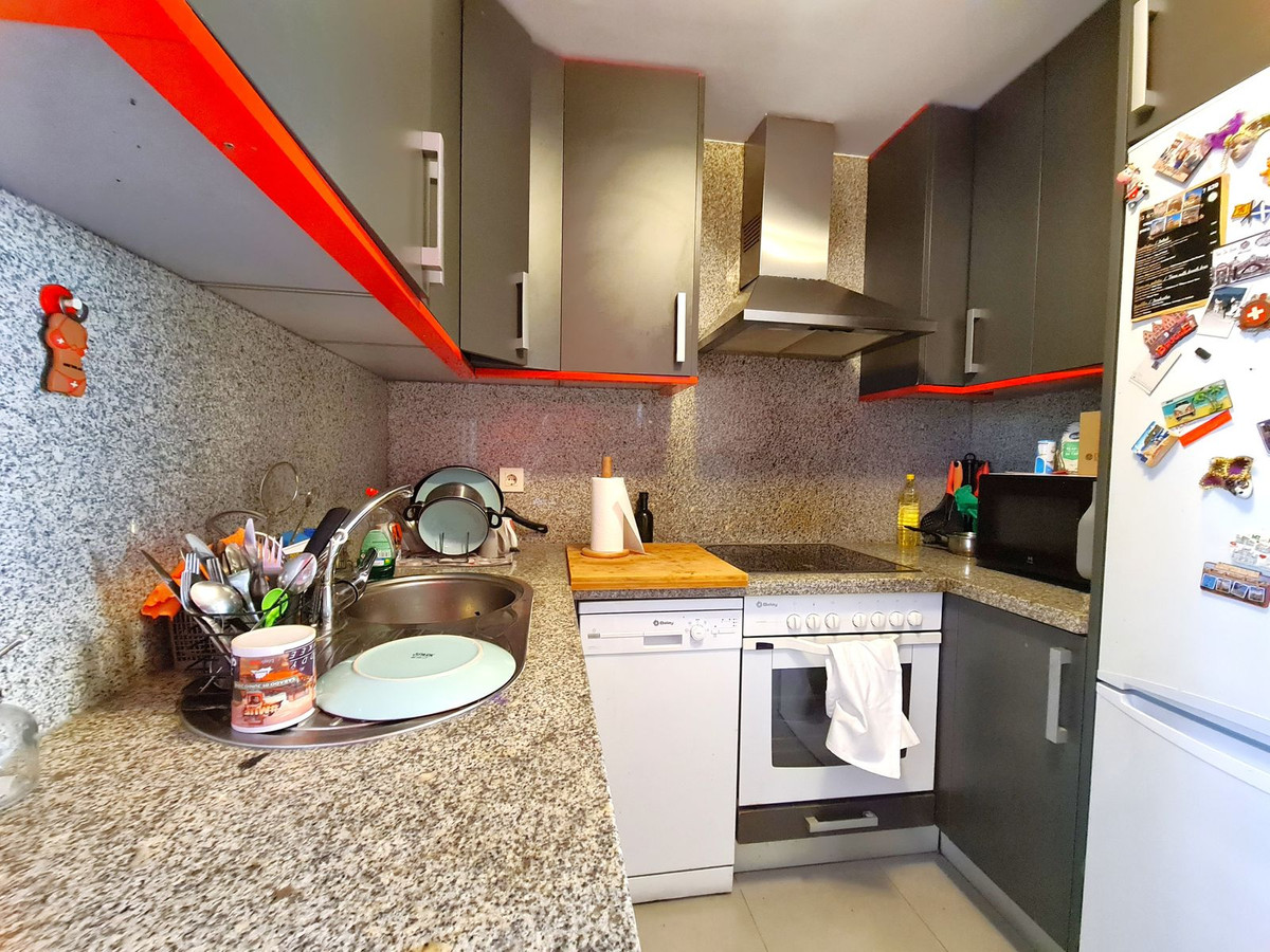 Appartement te koop in Estepona | 3 slaapkamers H5344129