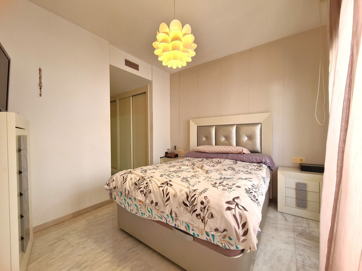 Appartement te koop in Estepona | 3 slaapkamers H5344129