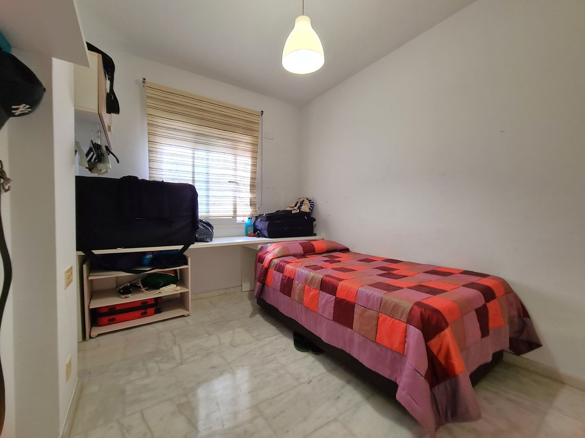 Appartement te koop in Estepona | 3 slaapkamers H5344129