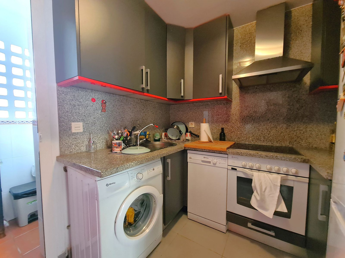 Appartement te koop in Estepona | 3 slaapkamers H5344129