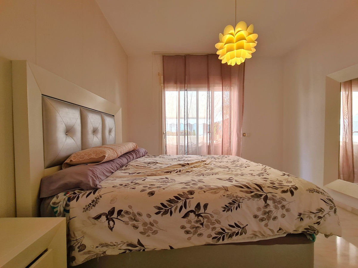 Appartement te koop in Estepona | 3 slaapkamers H5344129