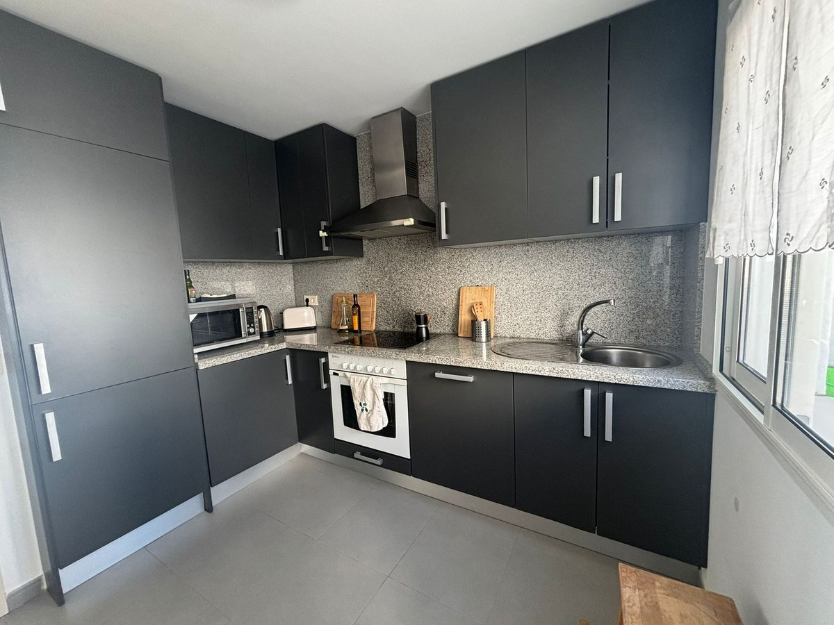 Appartement te koop in Estepona | 2 slaapkamers H5344156