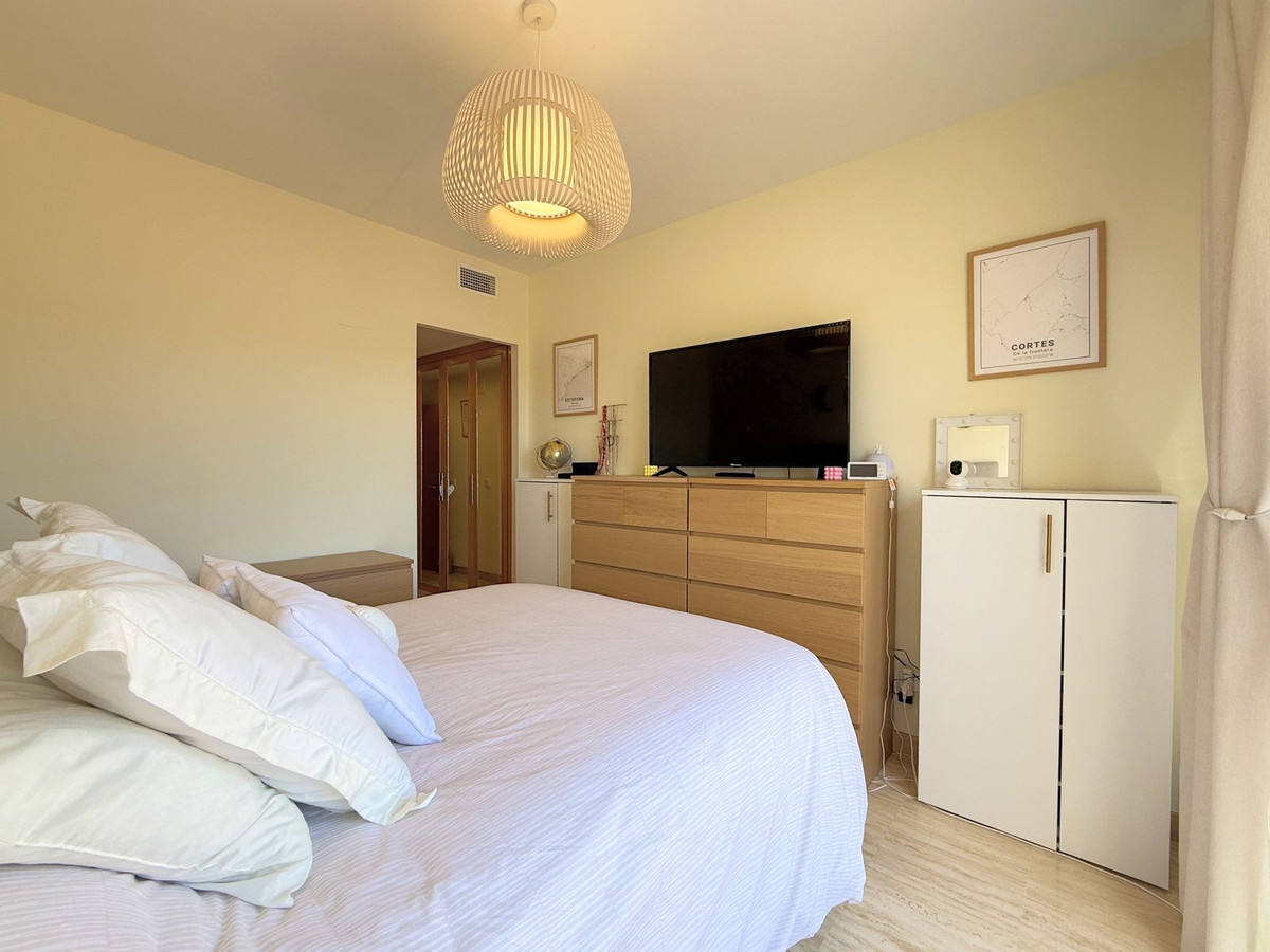 Penthouse te koop in Estepona | 2 slaapkamers H5344333