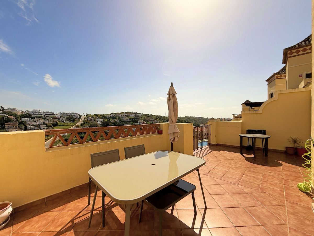 Penthouse te koop in Estepona | 2 slaapkamers H5344333