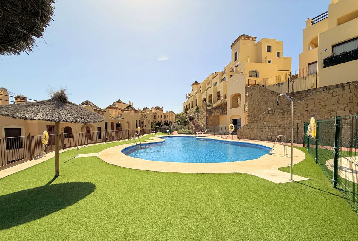 Penthouse te koop in Estepona | 2 slaapkamers H5344333