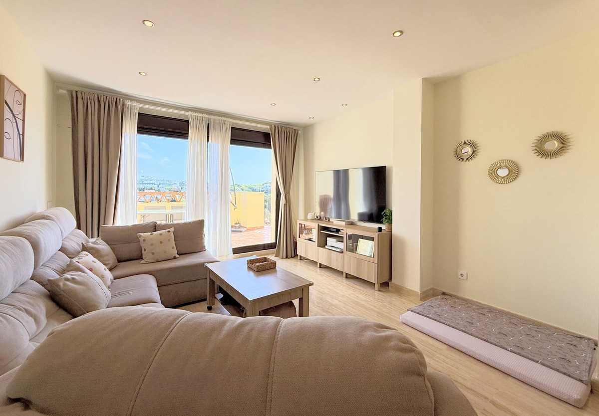 Penthouse te koop in Estepona | 2 slaapkamers H5344333