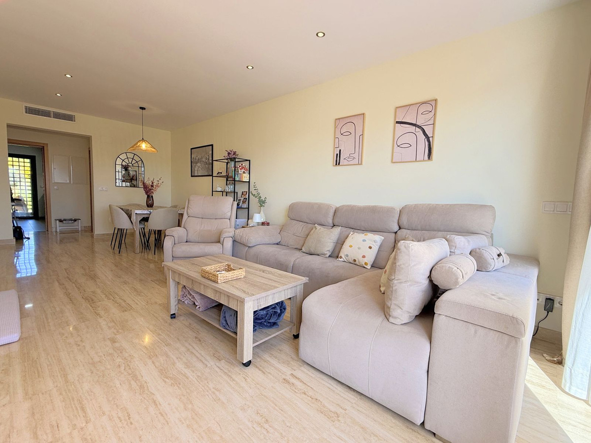 Penthouse te koop in Estepona | 2 slaapkamers H5344333