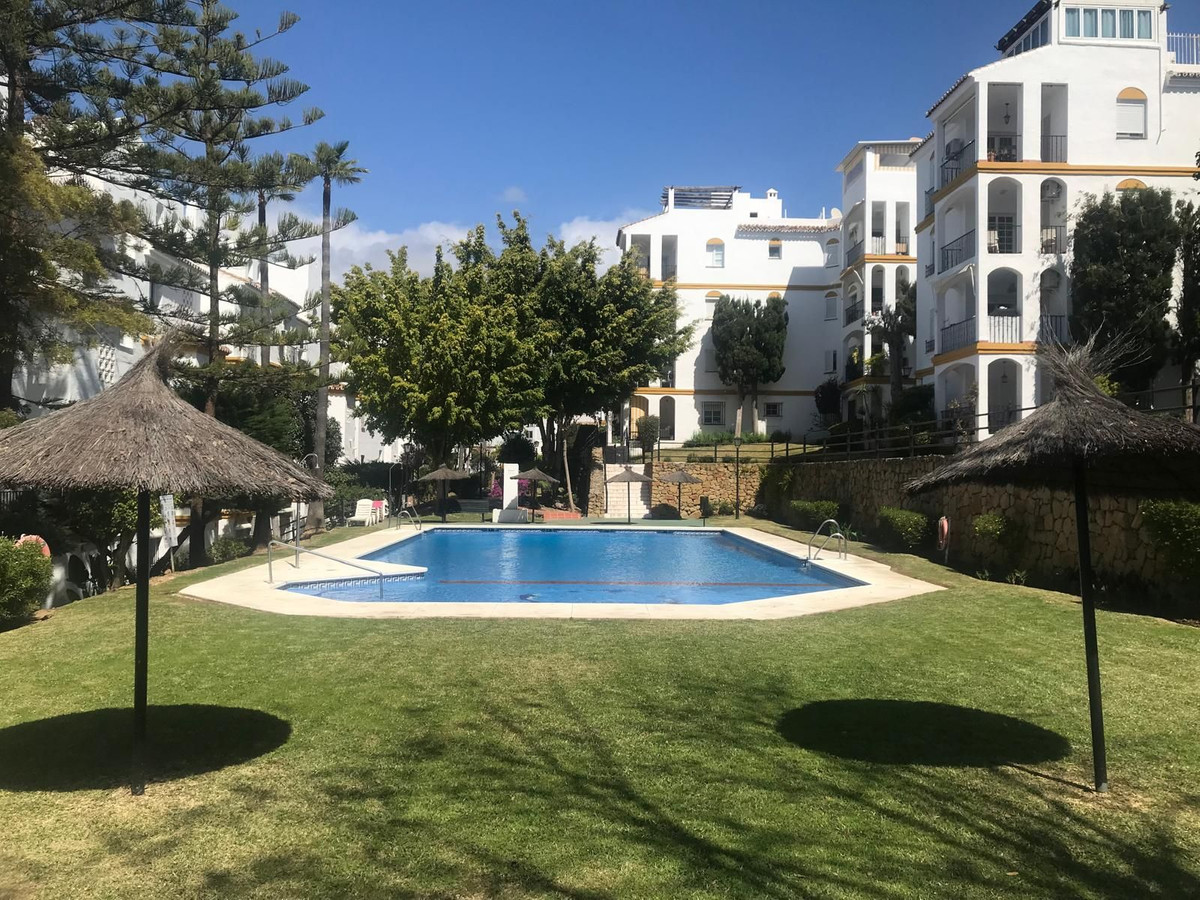 Penthouse te koop in Estepona | 2 slaapkamers H5346469