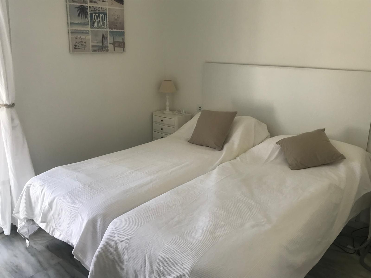 Penthouse te koop in Estepona | 2 slaapkamers H5346469