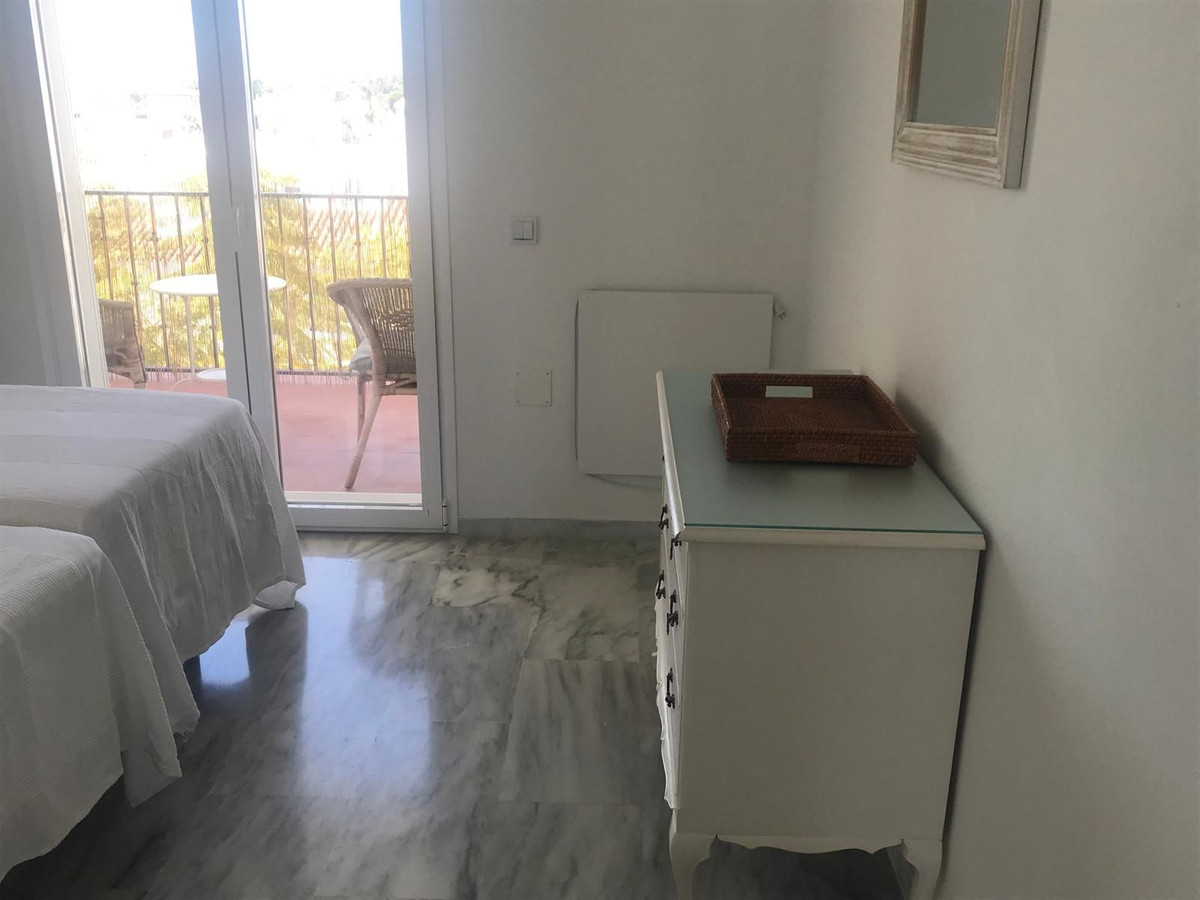 Penthouse te koop in Estepona | 2 slaapkamers H5346469