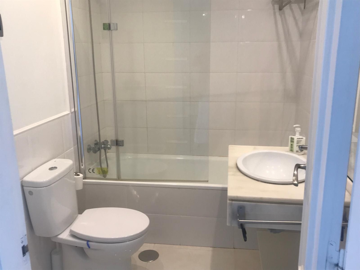 Penthouse te koop in Estepona | 2 slaapkamers H5346469