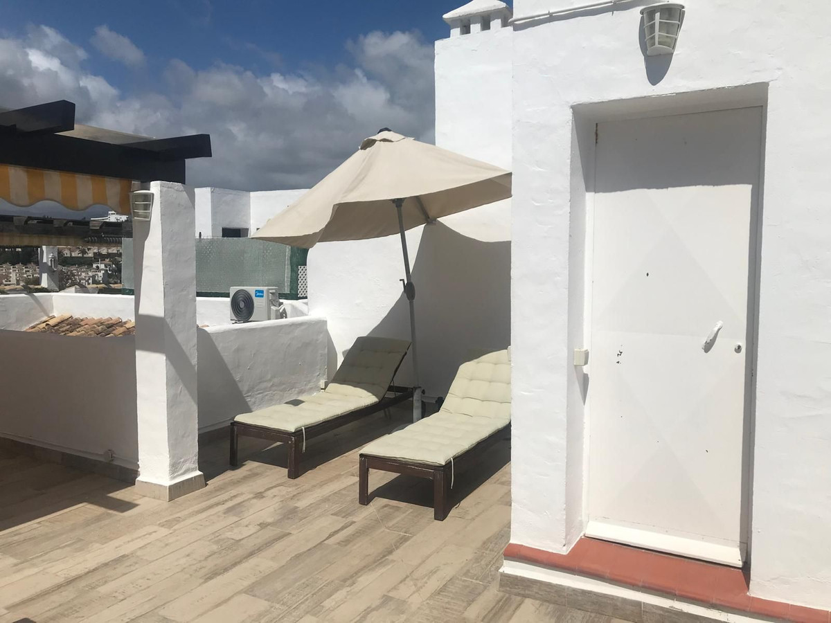 Penthouse te koop in Estepona | 2 slaapkamers H5346469