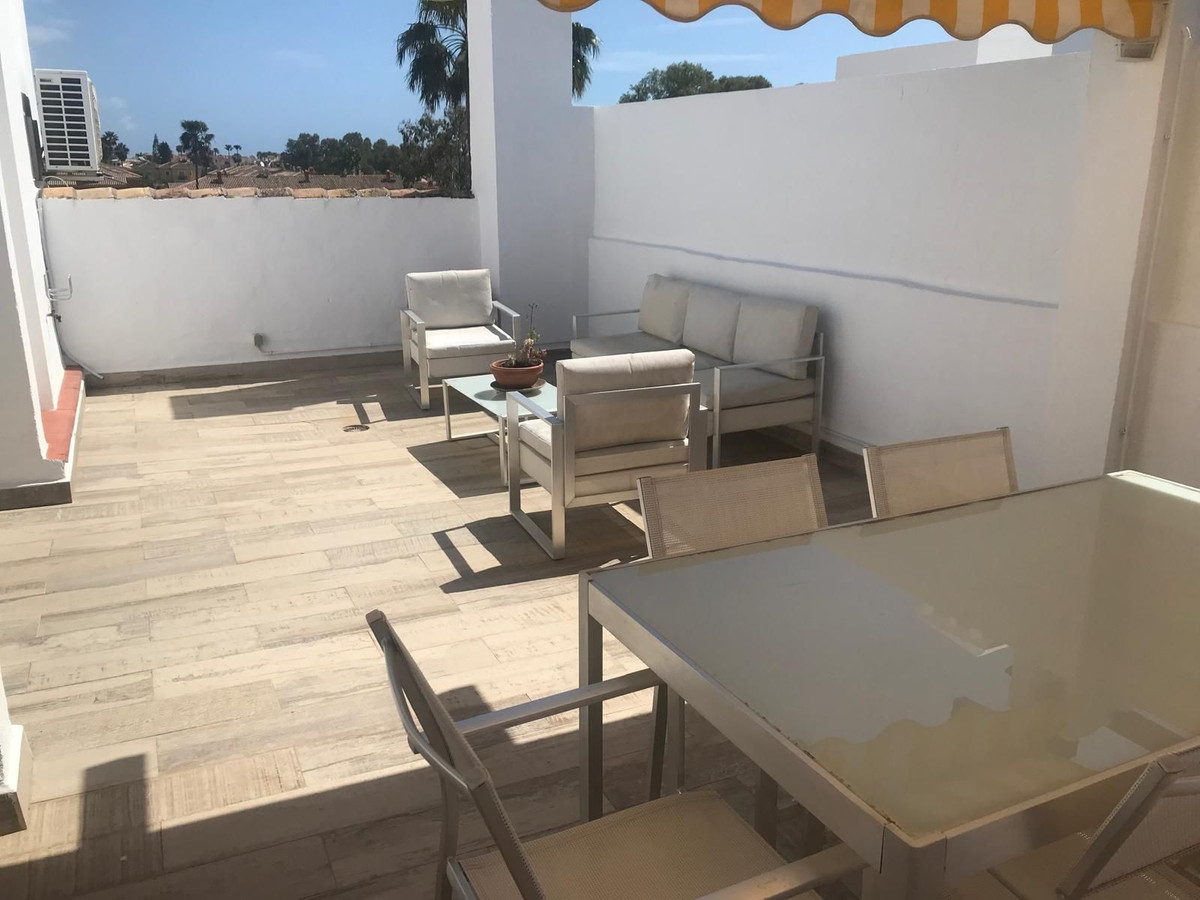 Penthouse te koop in Estepona | 2 slaapkamers H5346469