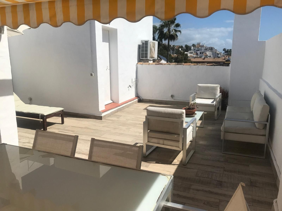 Penthouse te koop in Estepona | 2 slaapkamers H5346469