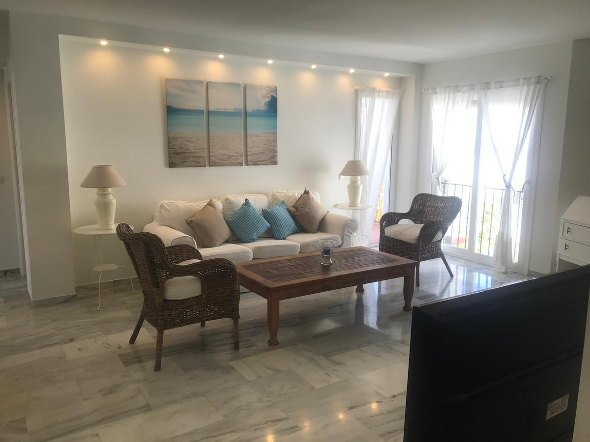 Penthouse te koop in Estepona | 2 slaapkamers H5346469