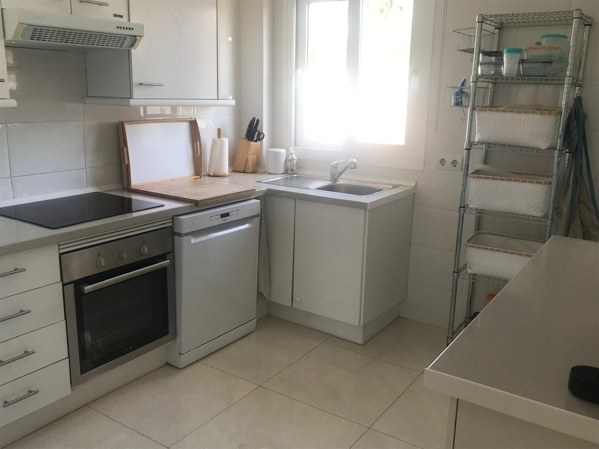 Penthouse te koop in Estepona | 2 slaapkamers H5346469