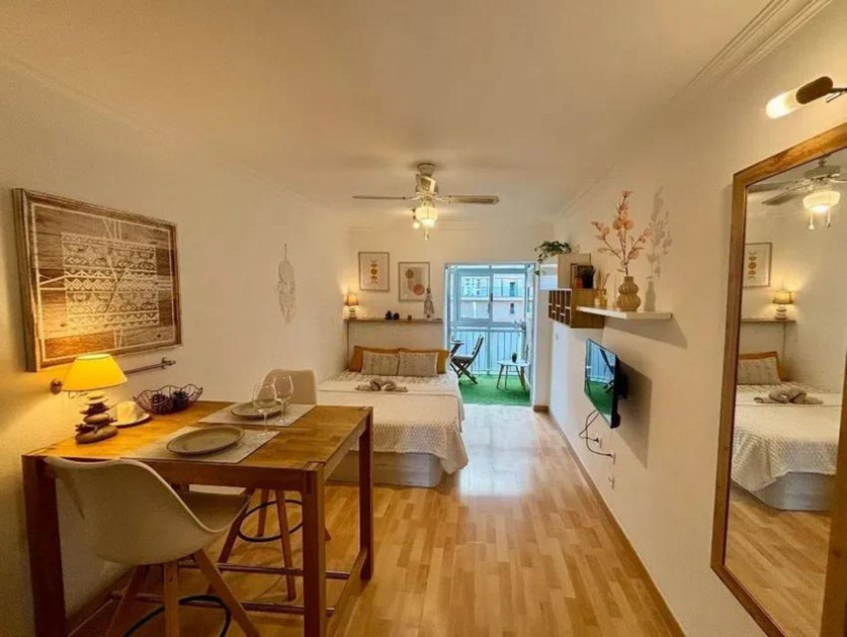 Appartement te koop in Estepona | 0 slaapkamers H5346505