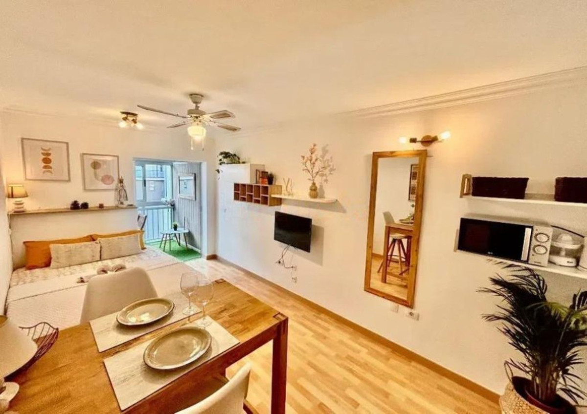 Appartement te koop in Estepona | 0 slaapkamers H5346505