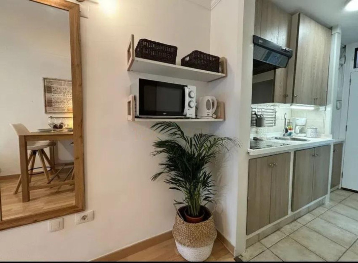 Appartement te koop in Estepona | 0 slaapkamers H5346505