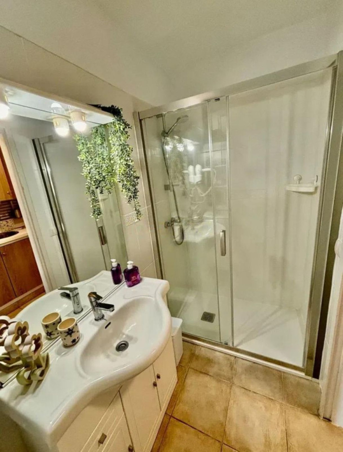 Appartement te koop in Estepona | 0 slaapkamers H5346505