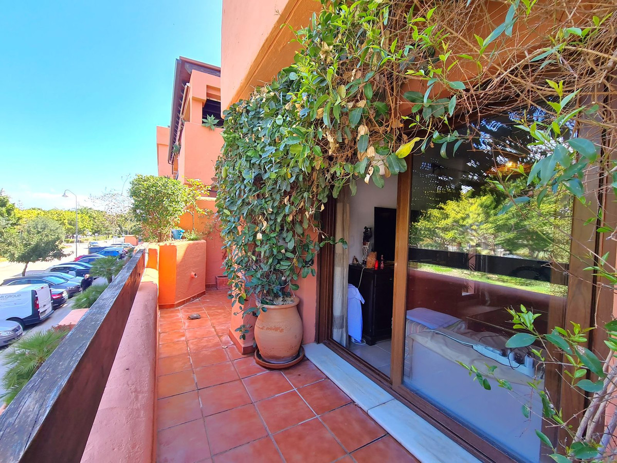 Appartement te koop in Estepona | 1 slaapkamers H5346526
