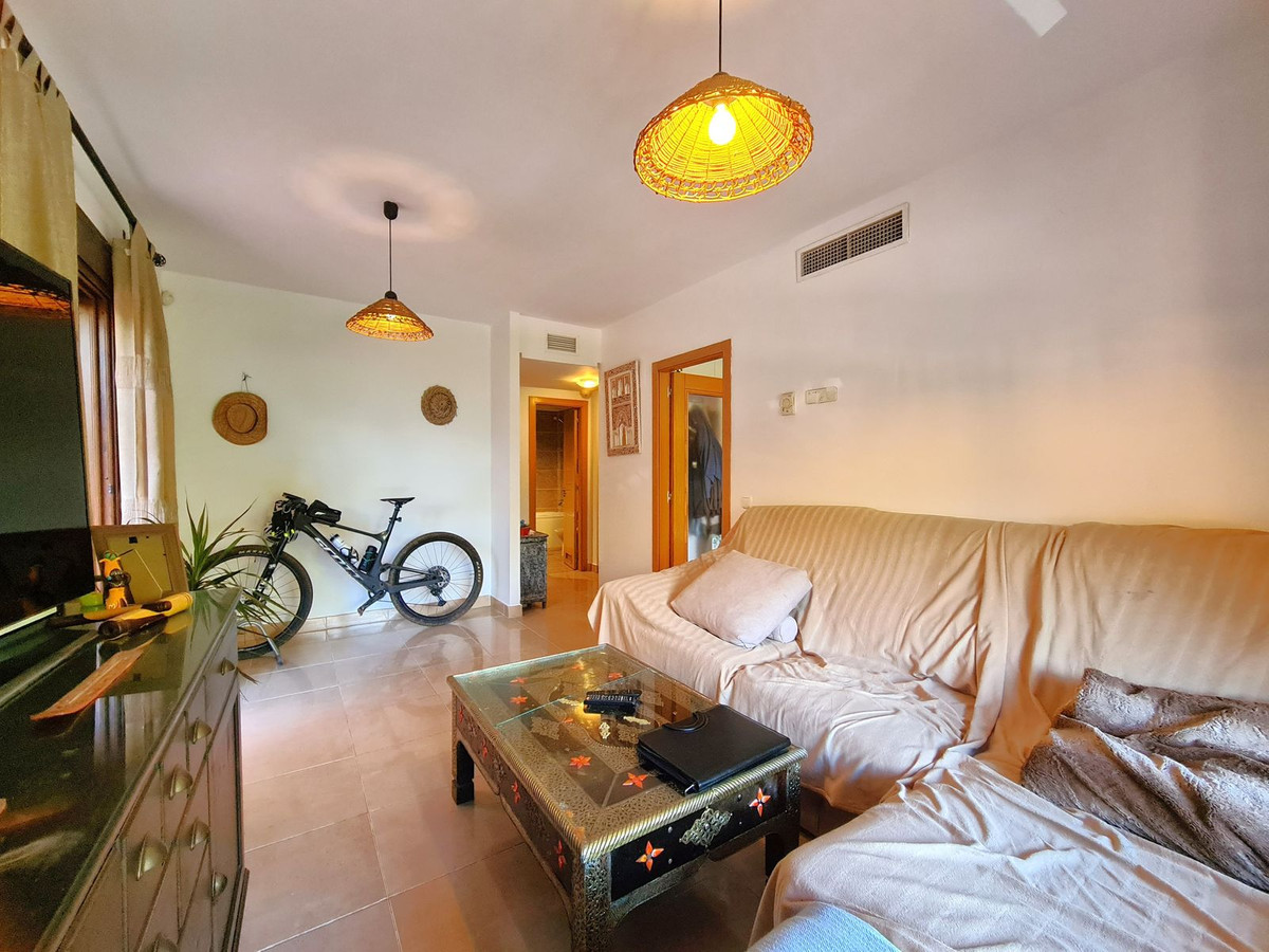 Appartement te koop in Estepona | 1 slaapkamers H5346526