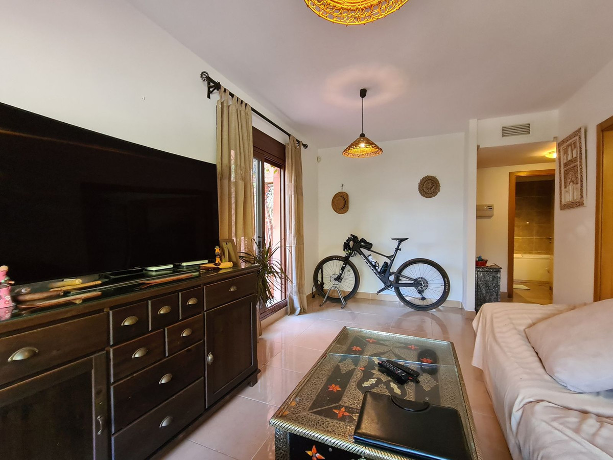 Appartement te koop in Estepona | 1 slaapkamers H5346526