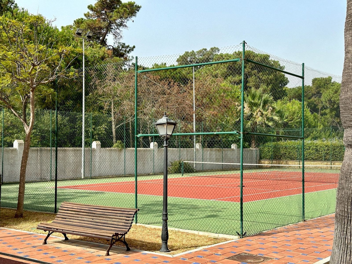 Appartement te koop in Estepona | 3 slaapkamers H5346985