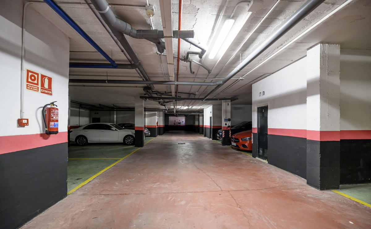 Appartement te koop in Estepona | 3 slaapkamers H5346985