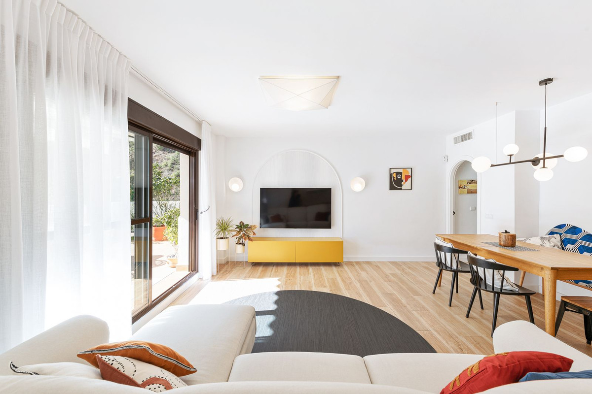 Appartement te koop in Estepona | 2 slaapkamers H5347954