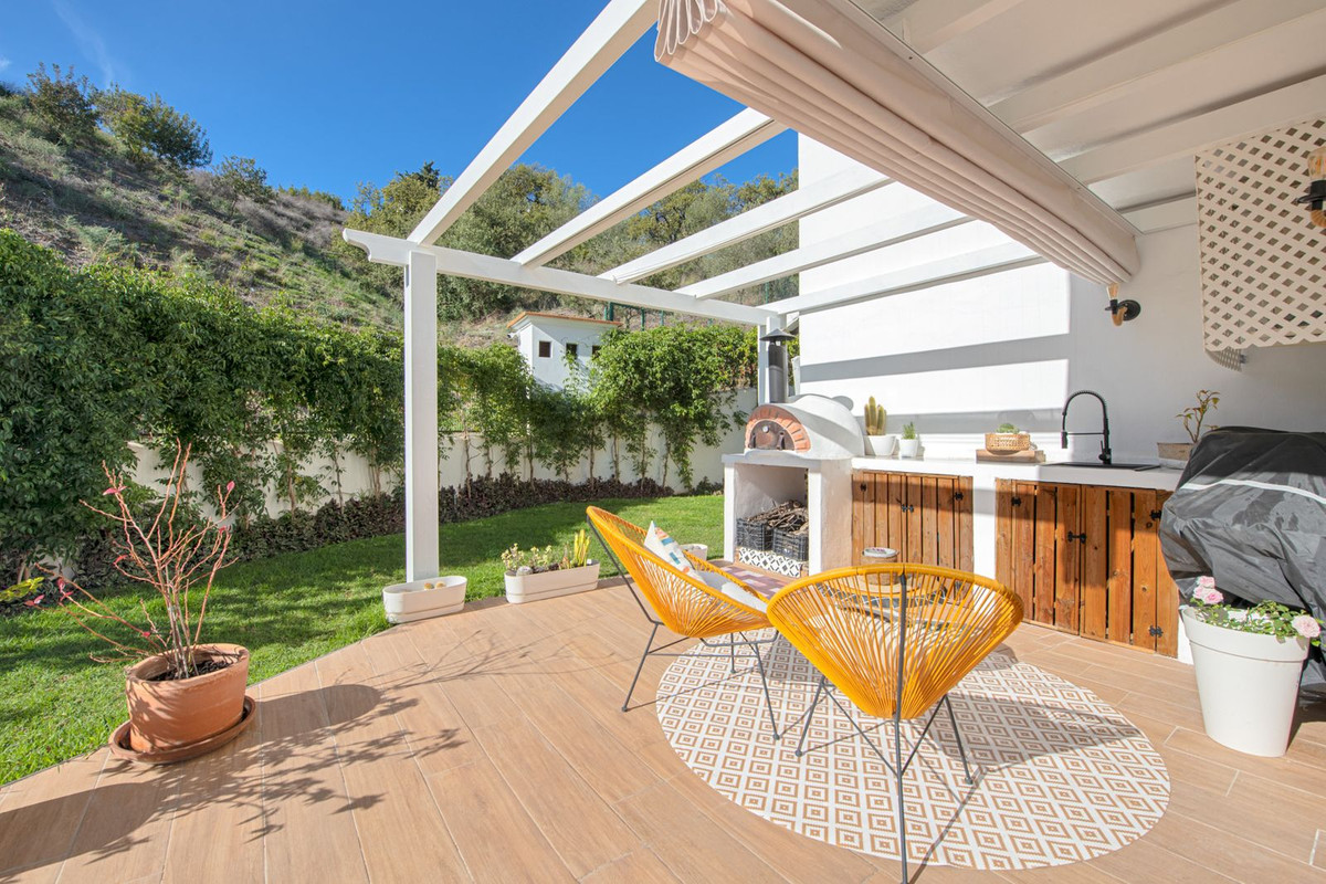 Appartement te koop in Estepona | 2 slaapkamers H5347954