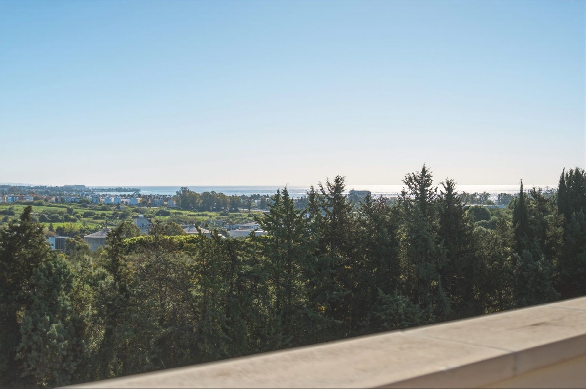 Appartement te koop in Estepona | 3 slaapkamers H5348002