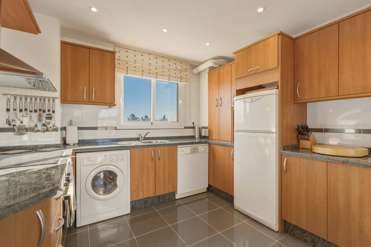 Appartement te koop in Estepona | 3 slaapkamers H5348002