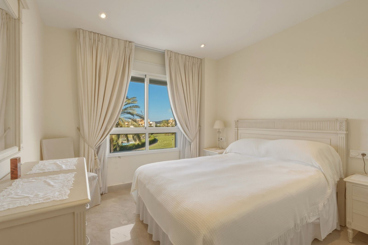 Appartement te koop in Estepona | 3 slaapkamers H5348002