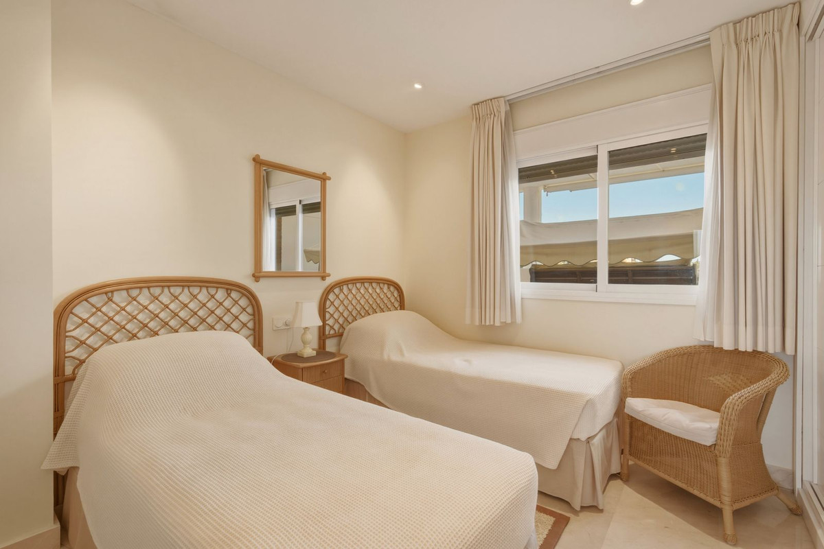 Appartement te koop in Estepona | 3 slaapkamers H5348002