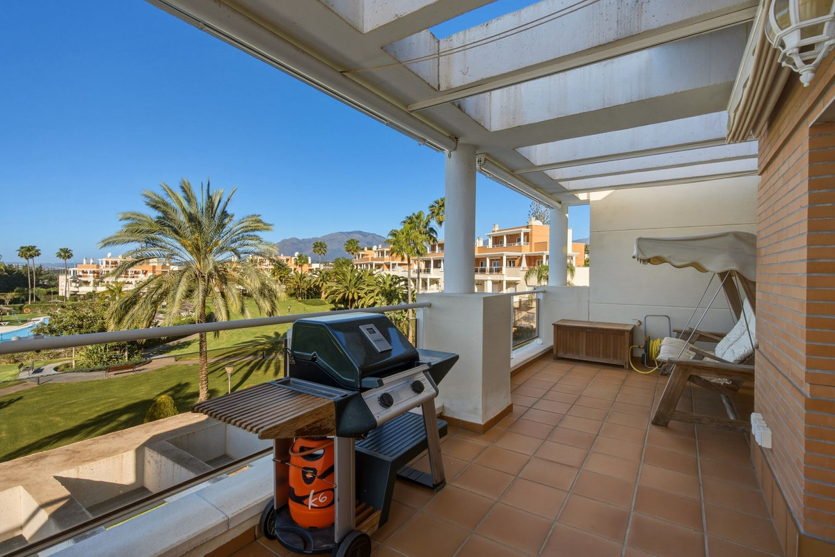 Appartement te koop in Estepona | 3 slaapkamers H5348002